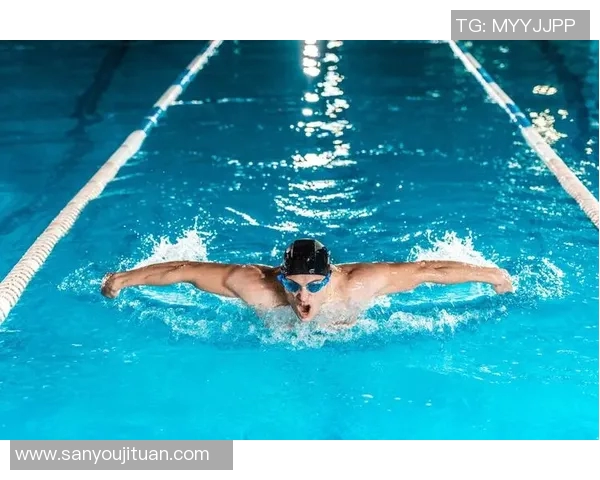 香港游泳运动员突破自我 打破纪录与挑战极限的奋斗历程